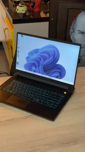 Notebook Gamer Alienware m15 R6 | 16GB Ram | Intel Core i7 | 1TB - Loja física! C/ garanti