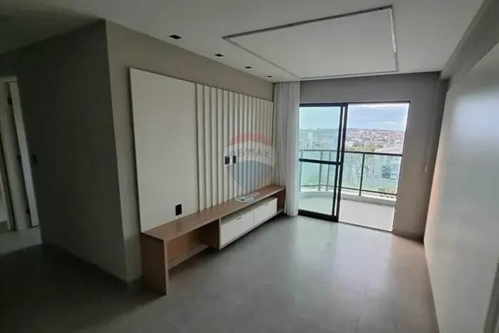 VENDE apê de 2 qts no Edf Marcos Silveira, com Preço Reduzido em Caruaru!
