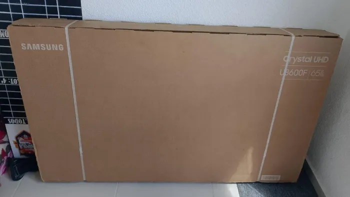 Tv Samsung nova 65 polegadas lacrada e vai com nota fiscal tbm