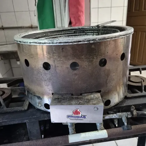 Fritadeira Industrial a Gás Progás (Tacho com Cesto) - Para Fogão Industrial