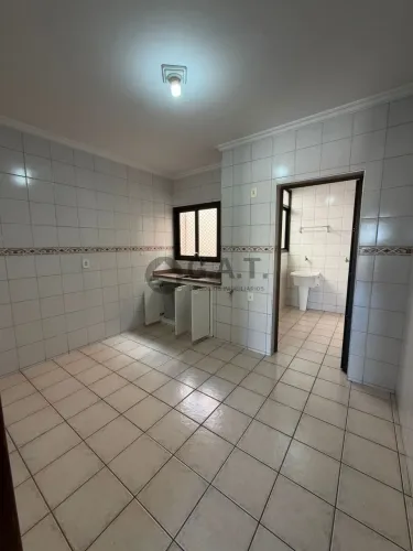 Apartamento para locação no coração da Vila Santana, Sorocaba-SP: 3 quartos, 1 suite, 2 sa