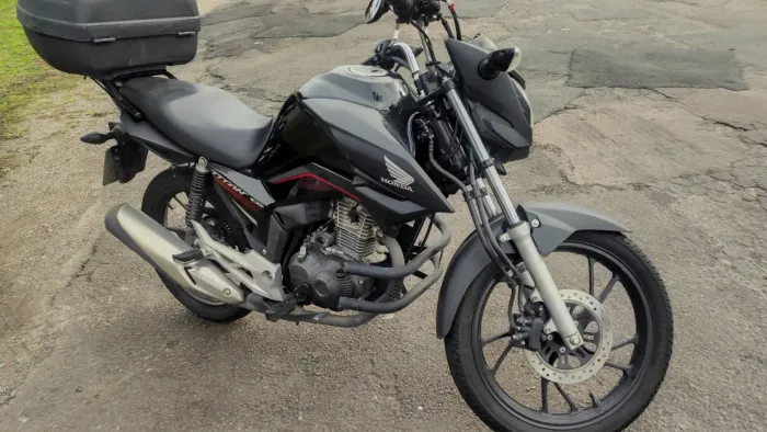 Vendo ou troco  carro  maior valor. 