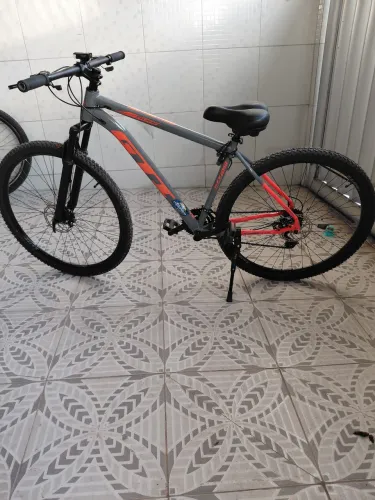 Bicicleta aro 29  quadro N°19