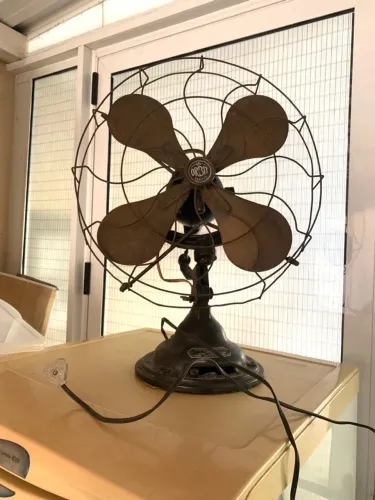 Ventilador antigo Orbit 16 Veritys Carmen Miranda