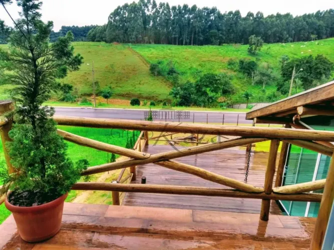 Casa Condomínio em Paraibuna