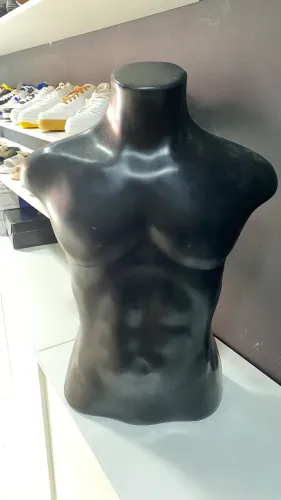 Manequim (TRONCO)