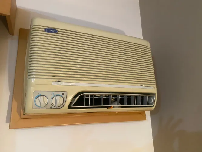 Vendo carrier ótimo estado e gelando