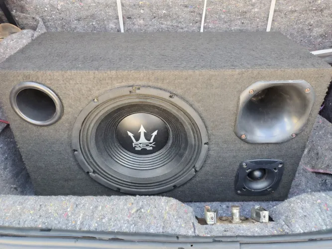 Som automotivo 800 watts