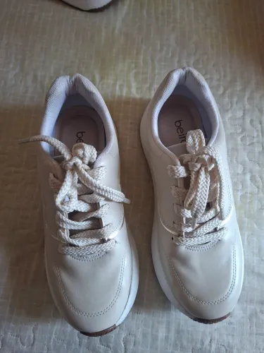 Tênis feminino