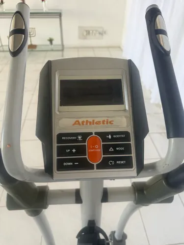 Elíptico Athletic / o mais Moderno!!!!!