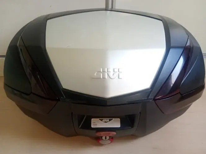 BAU GIVI V47
