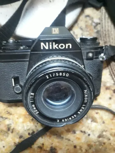 Câmera Analogica Nikon 