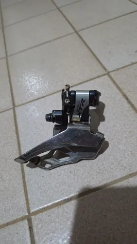 Cambio dianteiro Shimano XTR