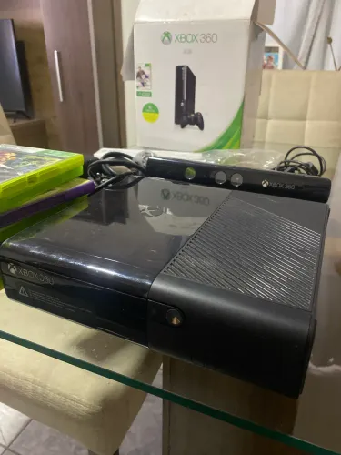 Xbox 360 Super Slim Original + Kinect + 6 Jogos Originais + Caixa