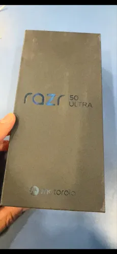 Motorola moto Razr 50 ultra 512 gigas novo !