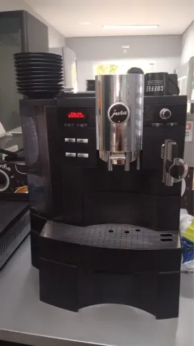 Máquina de café expresso.