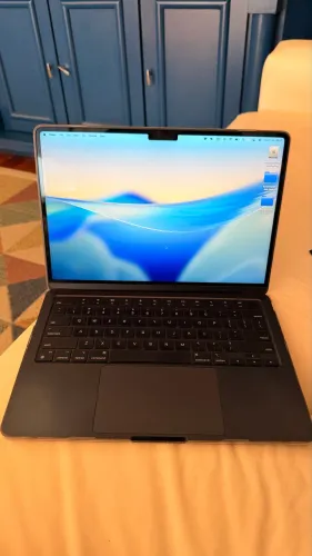 MacBook Air M2 Midnight - 2022 (256GB 8GB RAM)