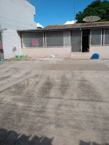 Casa à venda em Sumaré-SP: 2 quartos, 1 sala, 1 banheiro, 4 vagas, 70,00 m² na Vila Carlot