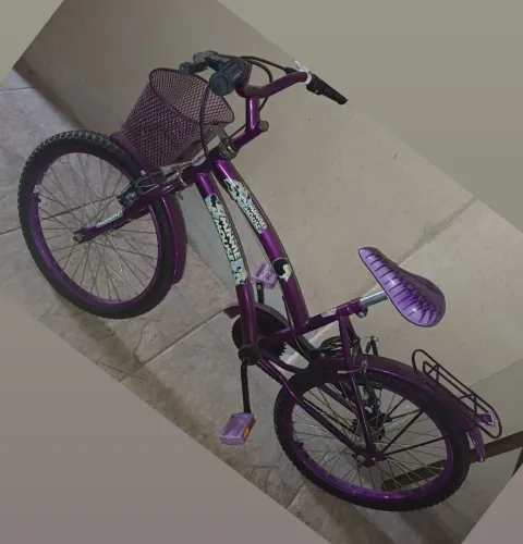 Bicicleta infantil menina