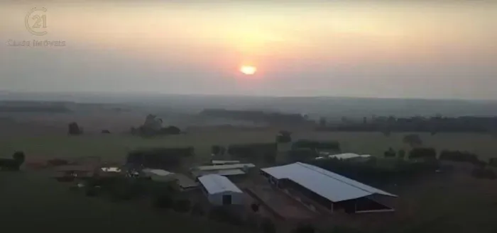Sítio à venda em Santa Isabel do Ivaí, Centro, com 3 quartos, com 300 m²
