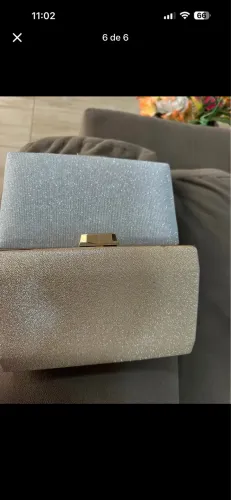 Bolsa festa dourada e prata 60$ reais cada