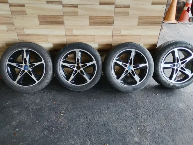 roda aro 16 Ford Focus