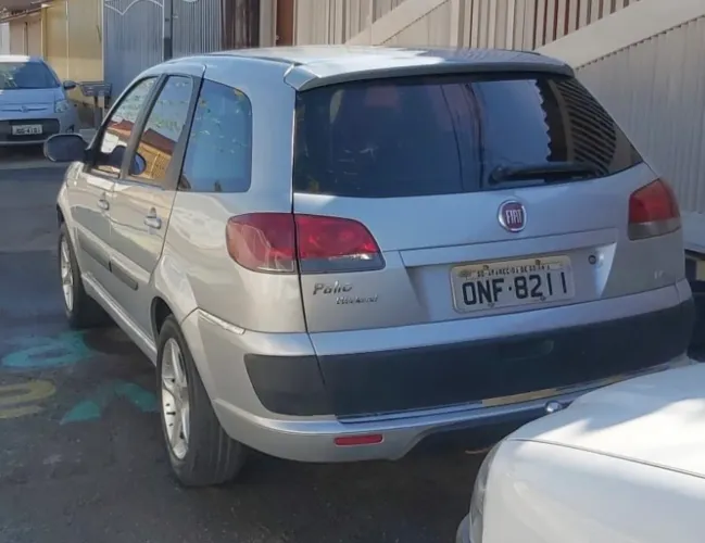 Fiat Palio Week. Attractive 1.4 Fire Flex 8V 2015