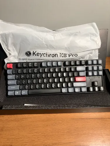 Teclado mecânico Keychron K8 Pro(Red)