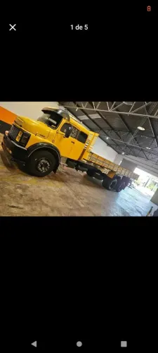 Caminhão Mercedes bens 1519