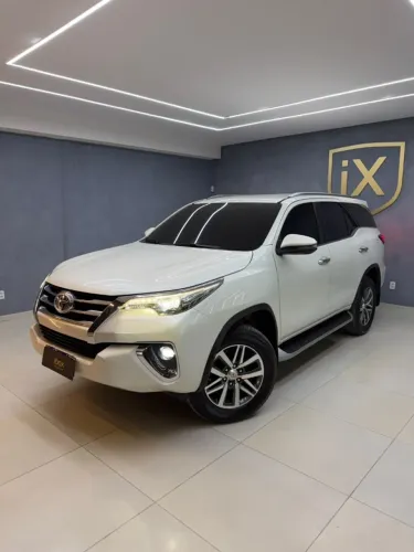 Toyota Hilux SW4 SRX 4X4 2.8 TDI 16V Dies. Aut. 2019