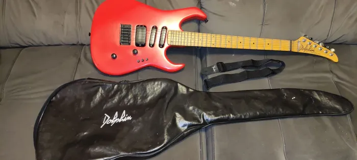 Guitarra Dolphin ERA ASSALE   final anos 90   