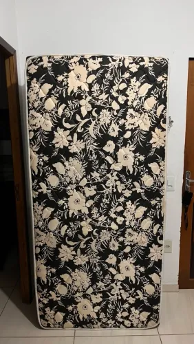 Cama de solteiro