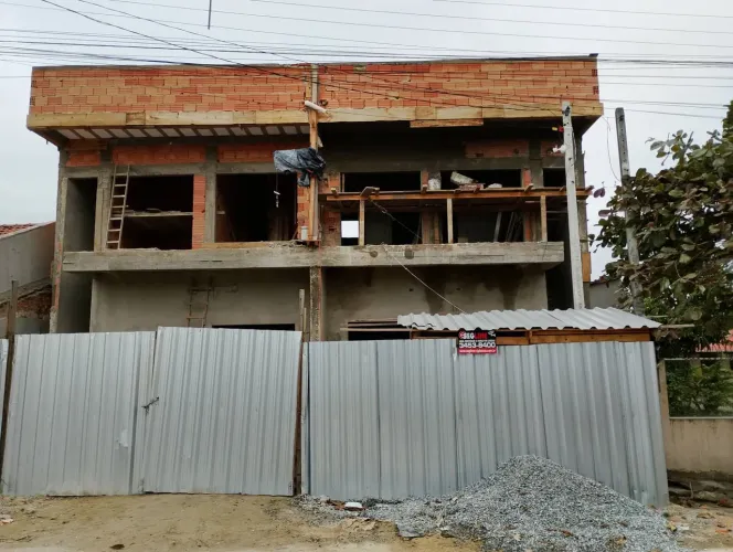 Pedreiro e carpinteiro telhados e reformas