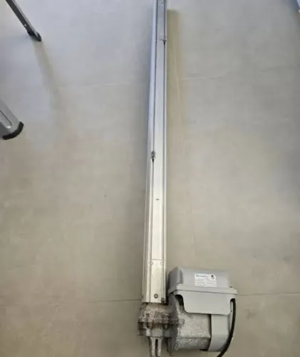 Motor para Portão Basculante usado