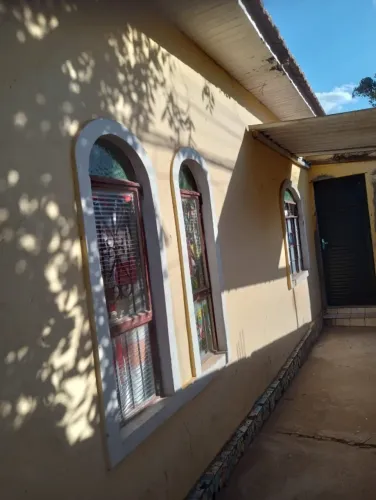 Vende 2 casas