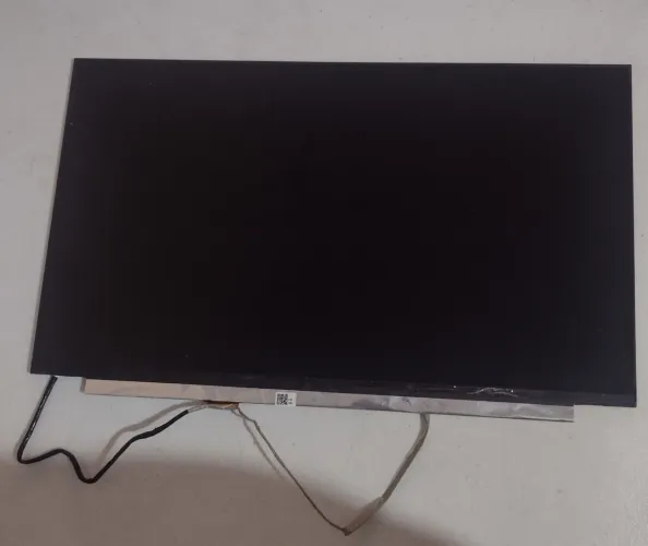 Tela led slim full hd, 15.6, borda infinita 
