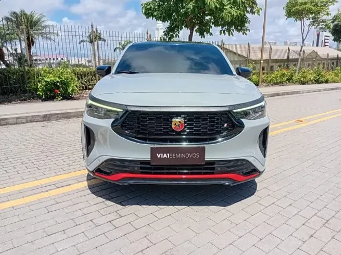 Fiat Fastback Abarth Turbo Flex 1.3 Aut. 2024