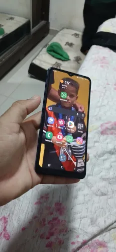 Vendo celular Galaxy A12 64gb 4 ram
