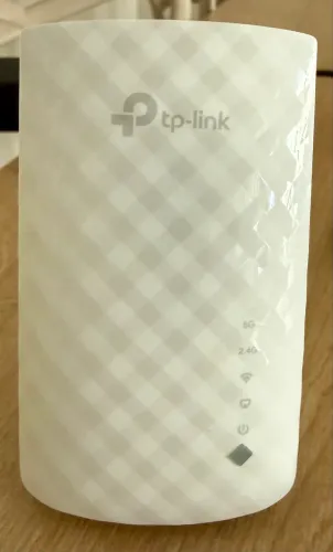 Vendo repetidor de sinal Wi-Fi TP-Link RE200 AC750 Dual Band 2.4ghz e 5ghz branco