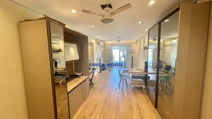 Apartamento á venda 2 Quartos 1 Suíte Frente Marapé Santos/SP