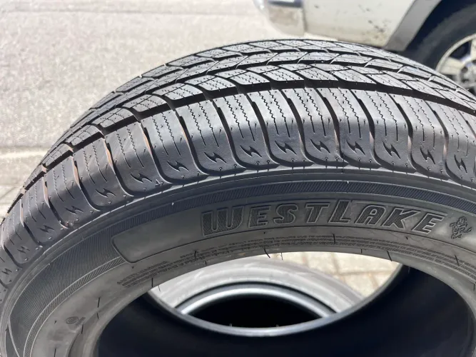Pneus Novos 235 60 18