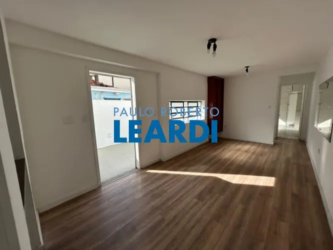 CASA ASSOBRADADA - VILA MARIANA - SP