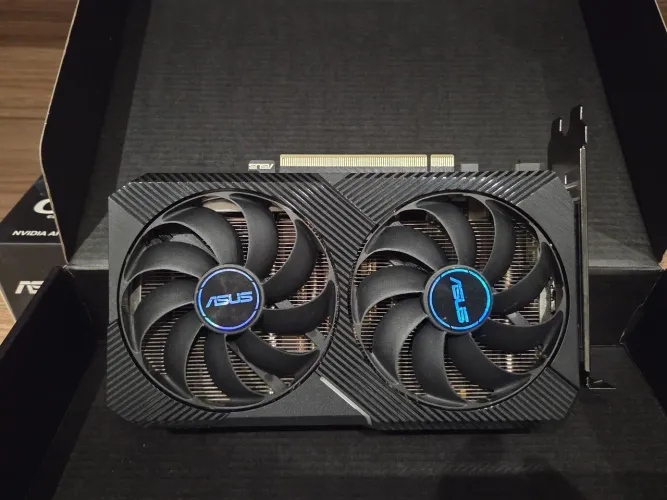RTX 3060 12 GB Asus - Usada (Bom estado).