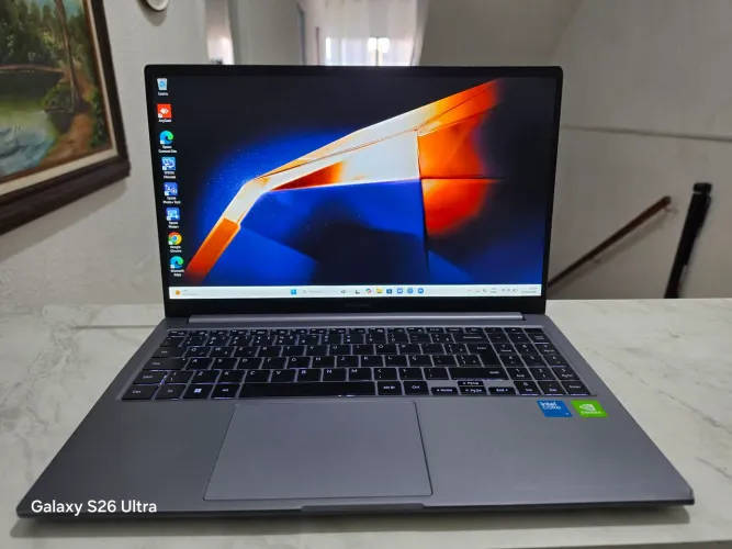 Samsung Galaxy Book4 intel 7 15°Gen, 16GB DDR5, NVME 512GB Gen5x, NVIDIA GEFORCE 570A 4GB