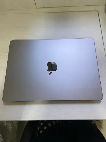 Macbook M3 Pro 2024
