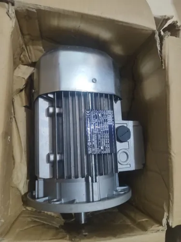 Motor elétrico