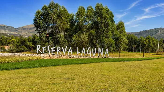 Imóvel para venda possui 579 metros quadrados em Alphaville - Lagoa dos Ingleses - Nova Li