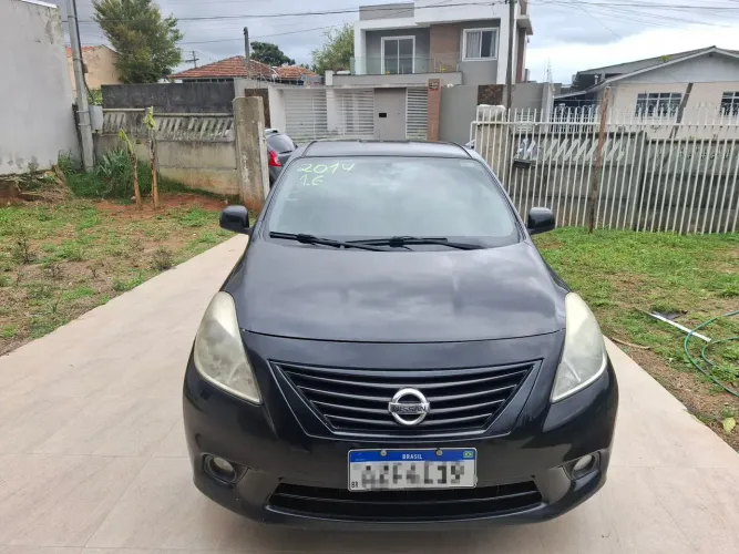 Nissan Versa SL 1.6 16V Flex Fuel 4P Mec. 2014