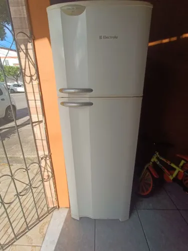Geladeira com defeito