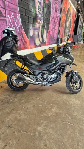 NC 750X Impecável
